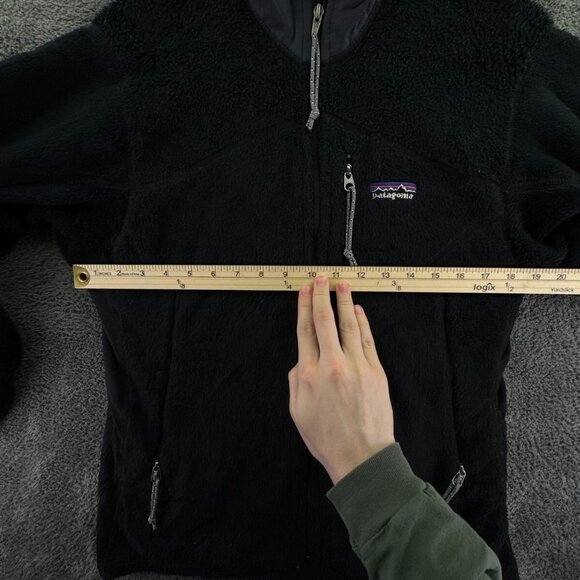 Patagonia Women Jacket Black Full Zip Fuzzy Soft Small USA Made Big Pockets - Picture 4 of 16